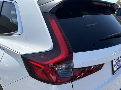 New 2025 Honda CR-V LX image 11