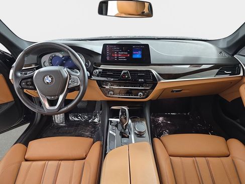 Used 2018 BMW 530i xDrive AWD/4WD image 15