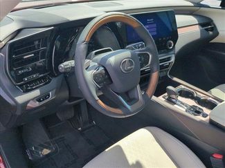 New 2026 Lexus RX 350 FWD video 3