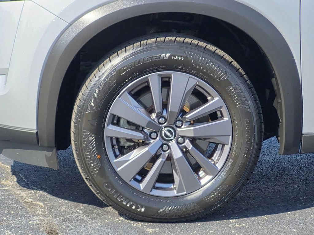 Used 2023 Nissan Pathfinder SV w/ SV Premium Package AWD/4WD image 9