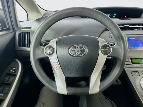 Used 2013 Toyota Prius Two FWD image 11