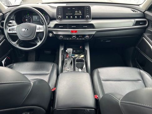 Used 2021 Kia Telluride LX image 11