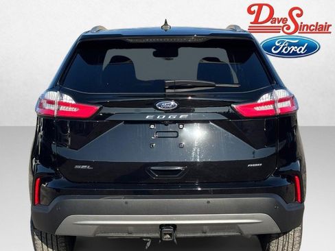 Used 2024 Ford Edge SEL w/ Convenience Package AWD/4WD image 8