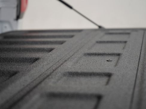 Used 2022 Chevrolet Colorado LT image 11