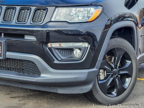 Used 2019 Jeep Compass Altitude image 3