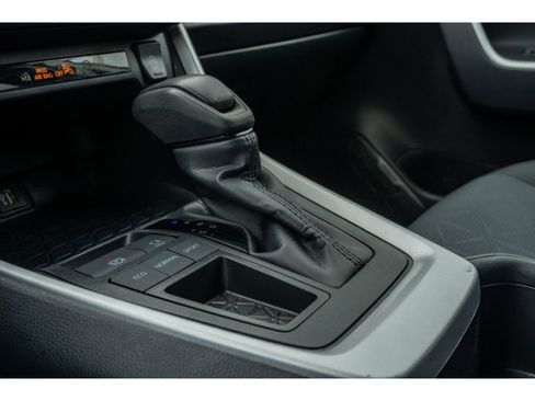 Certified 2025 Toyota RAV4 XLE image 24