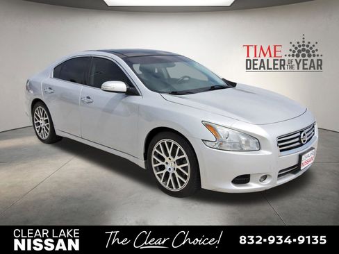 Used 2014 Nissan Maxima 3.5 SV w/ Premium Package FWD image 9