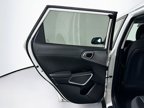 Used 2024 Kia Soul LX w/ Option Group 015 image 25