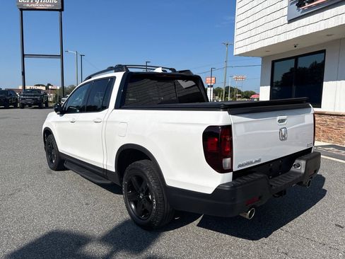 Used 2023 Honda Ridgeline Black Edition image 6