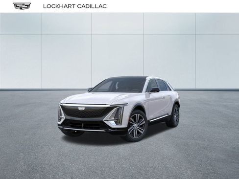 New 2025 Cadillac Lyriq Luxury image 8