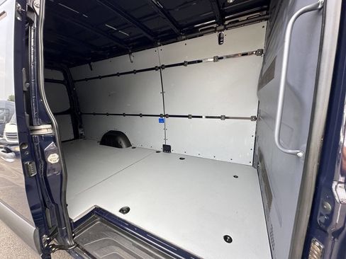 Used 2020 Mercedes-Benz Sprinter 2500 w/ Driver Convenience Package image 10