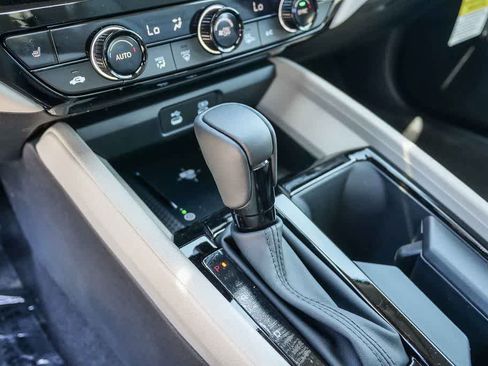 New 2026 Honda Accord EX-L image 17
