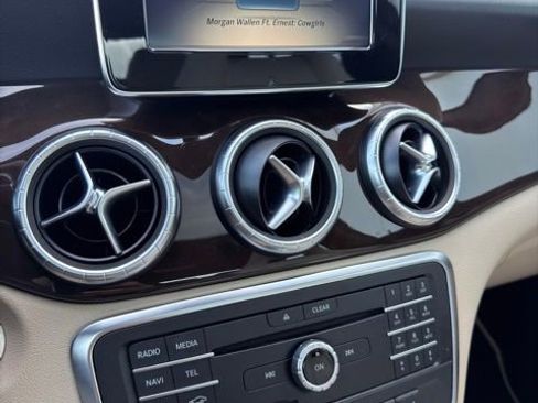 Used 2016 Mercedes-Benz CLA 250 4MATIC image 11