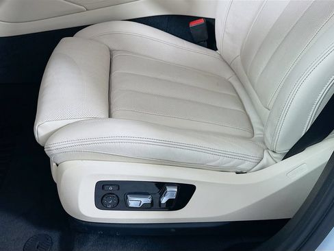 Used 2021 BMW X6 xDrive40i w/ M Sport Package AWD/4WD image 20