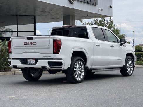 Used 2024 GMC Sierra 1500 Denali w/ Denali Reserve Package AWD/4WD image 7