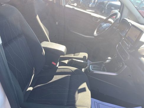 Used 2021 Ford EcoSport SE w/ SE Convenience Package image 28