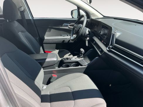 Used 2023 Kia Sportage LX AWD/4WD image 15