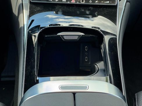 Certified 2025 Mercedes-Benz GLC 350e GLC 350e image 17