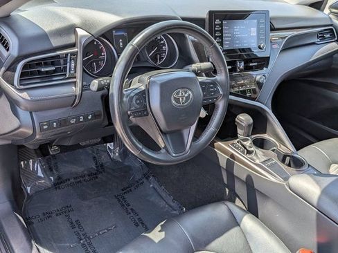 Used 2024 Toyota Camry SE w/ Cold Weather Package FWD image 18