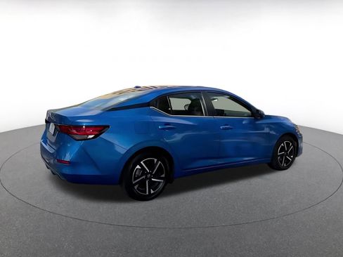 Used 2025 Nissan Sentra SV image 15