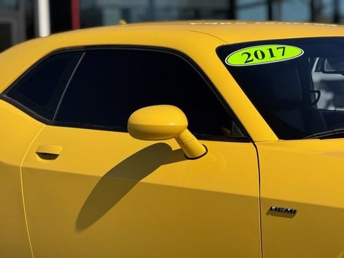 Used 2017 Dodge Challenger R/T w/ Sound Group image 4