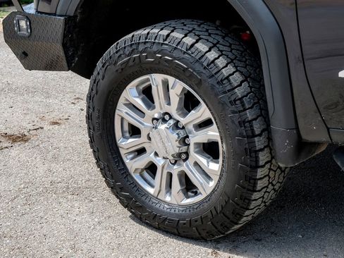 Used 2020 GMC Sierra 3500 AT4 w/ Technology Package AWD/4WD image 61