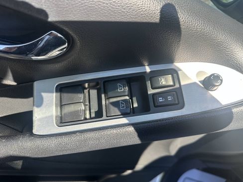 Used 2014 Nissan Murano S FWD image 19