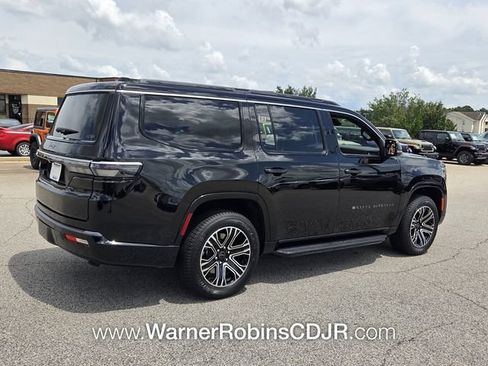 New 2026 Jeep Grand Wagoneer 2WD w/ 8-Passenger Seating Package image 14