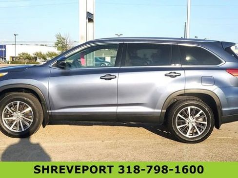 Used 2019 Toyota Highlander XLE FWD image 15