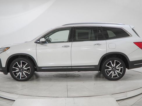Used 2022 Honda Pilot Touring image 6