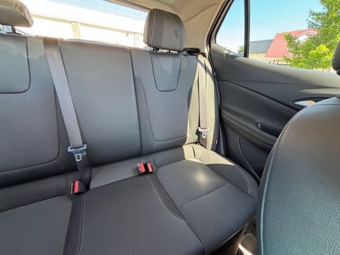 Used 2025 Buick Encore GX Preferred FWD image 37