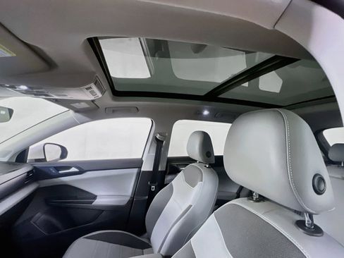 Used 2023 Volkswagen Taos SE image 20