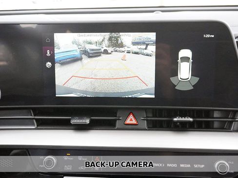 Used 2023 Kia Sportage EX image 6