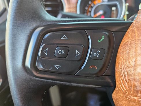 Used 2023 Jeep Gladiator Sport image 43