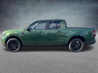 New 2025 Ford Maverick Lariat w/ Black Appearance Package video 2