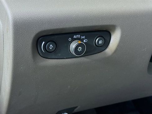 Used 2020 Chevrolet Traverse Premier w/ LPO, Floor Liner Package AWD/4WD image 12