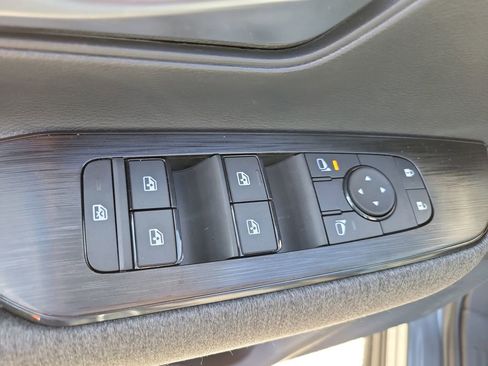 New 2026 Nissan Kicks SV image 20