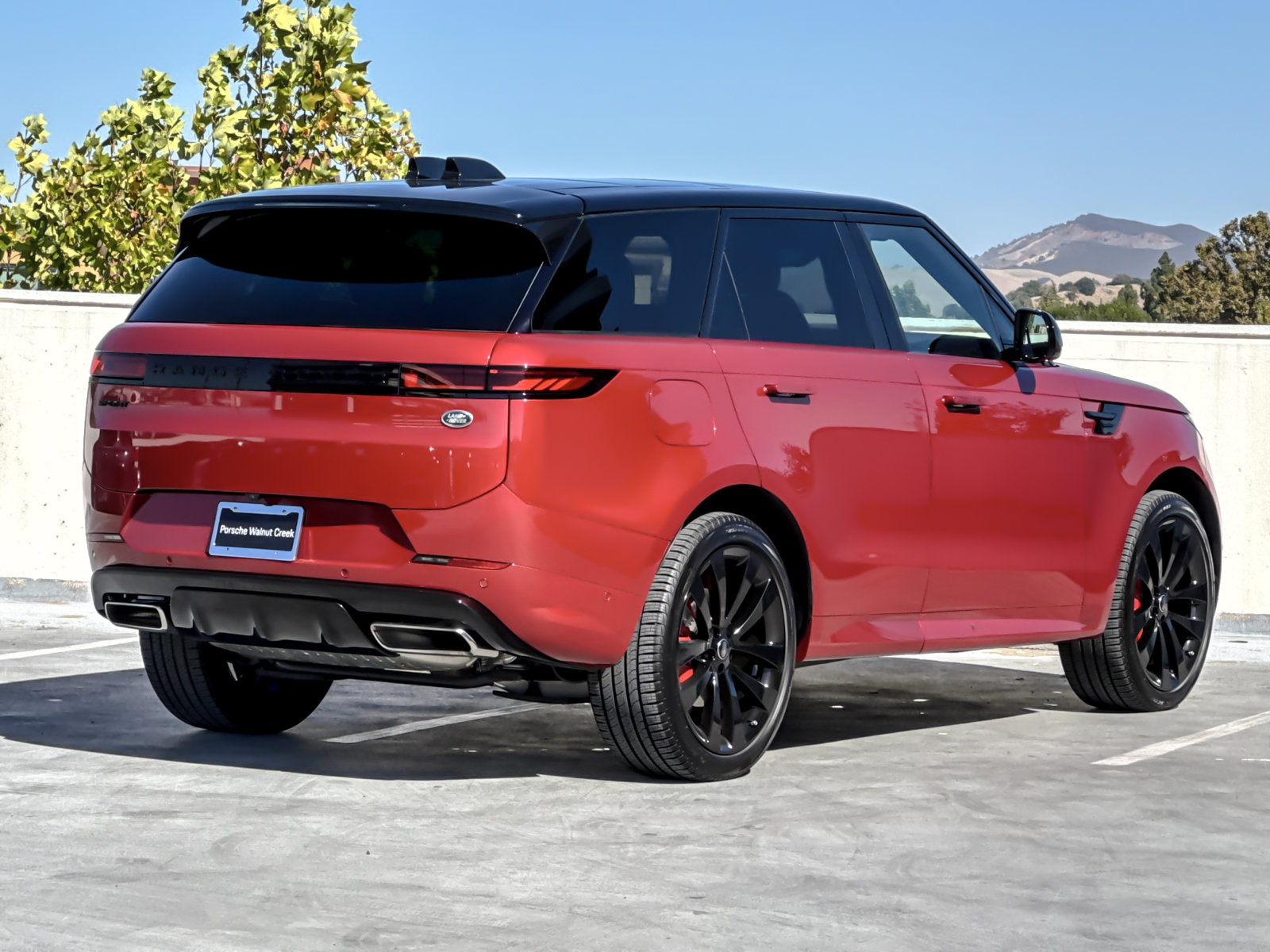 Used 2023 Land Rover Range Rover Sport SE Dynamic AWD/4WD image 9