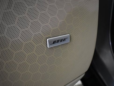 Used 2018 Cadillac XT5 Luxury w/ Driver Awareness Package image 9