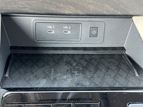 Certified 2025 Nissan Murano SL w/ Cargo Package image 25