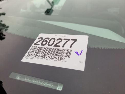 New 2026 Chevrolet Equinox EV LT image 33