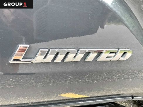 Certified 2024 Toyota Tacoma Limited w/ Limited Package (LT) AWD/4WD image 31