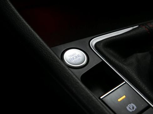 Used 2024 Volkswagen Jetta GLI 40th Anniversary Edition image 21