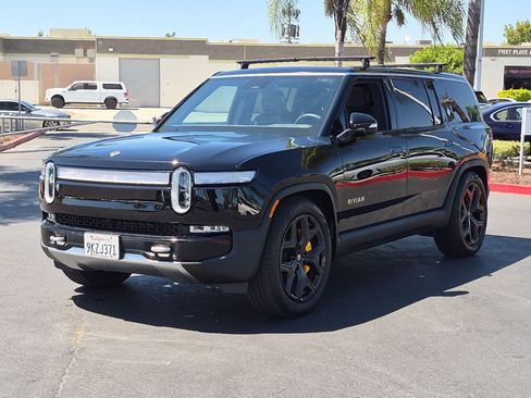 Used 2023 Rivian R1S Adventure AWD/4WD image 5
