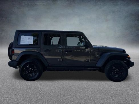 Used 2026 Jeep Wrangler Unlimited Sport AWD/4WD image 4