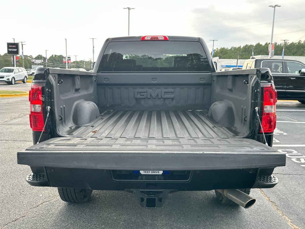 Used 2016 GMC Sierra 2500 SLT w/ All-Terrain HD Package AWD/4WD image 16