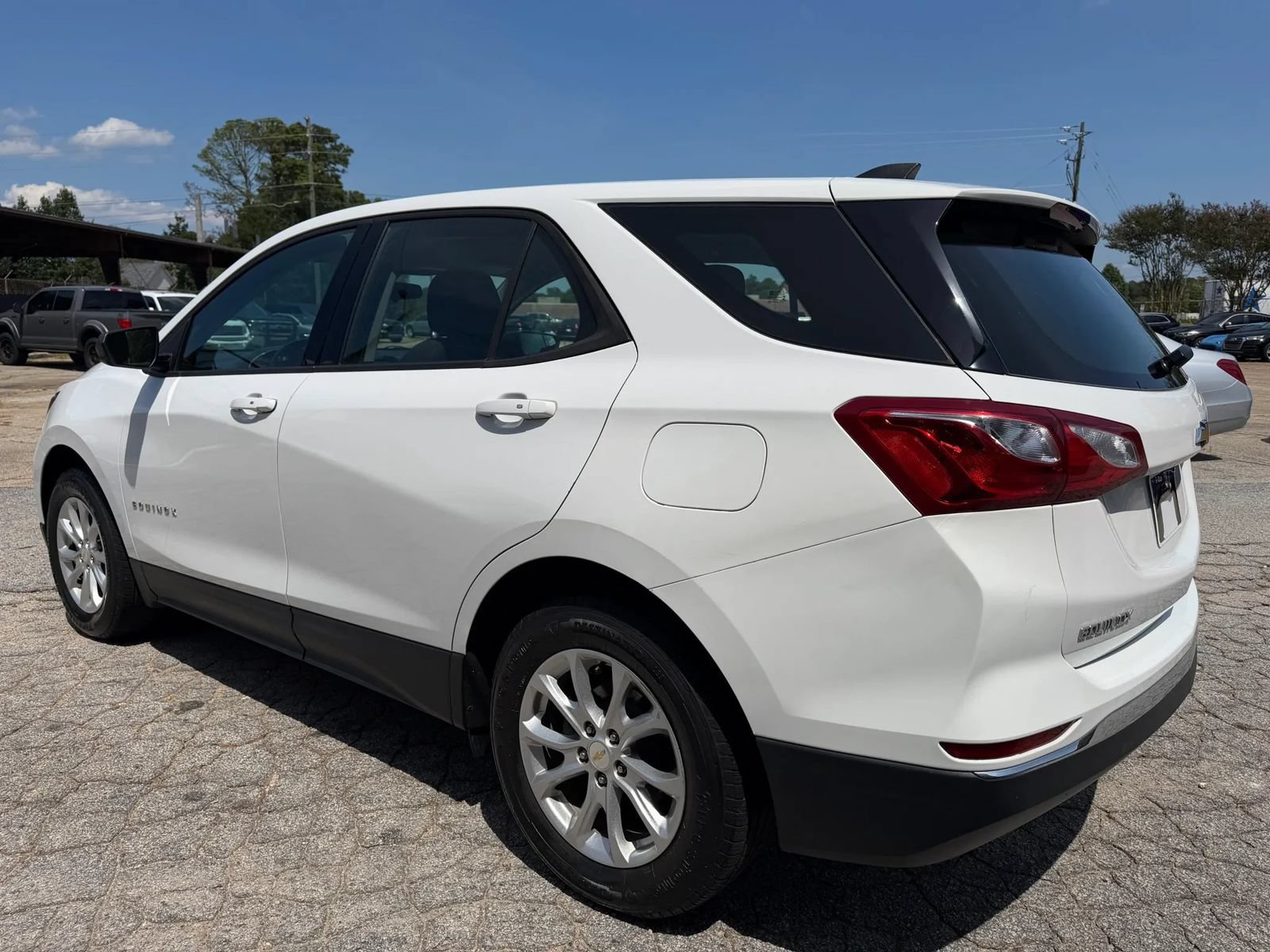Used 2018 Chevrolet Equinox LS FWD image 5