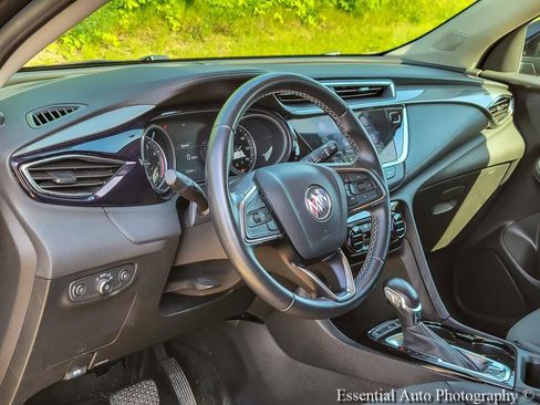 Used 2023 Buick Encore GX Select w/ Sport Touring Package FWD image 9
