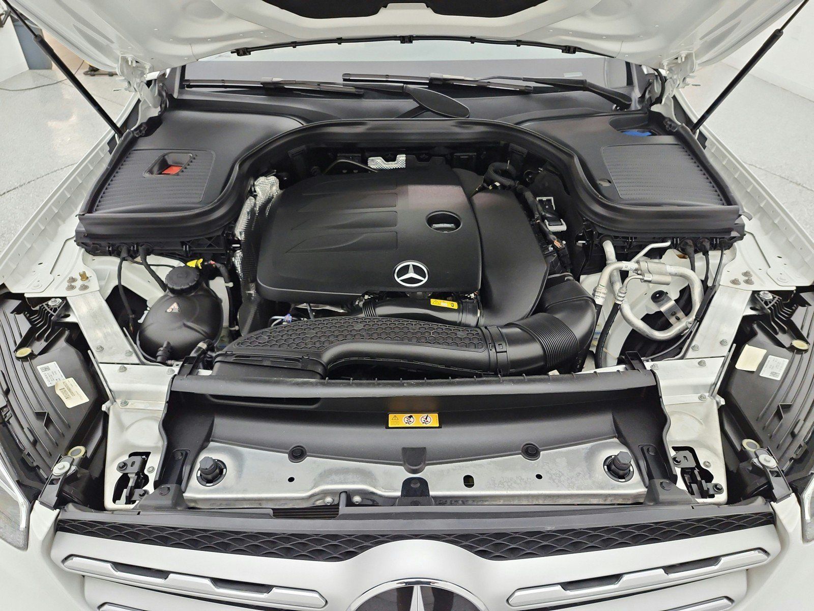 Used 2022 Mercedes-Benz GLC 300 image 16