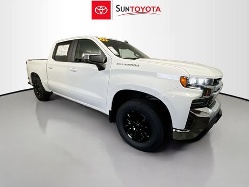 Used 2020 Chevrolet Silverado 1500 LT w/ Fleet Comfort Package AWD/4WD image 1